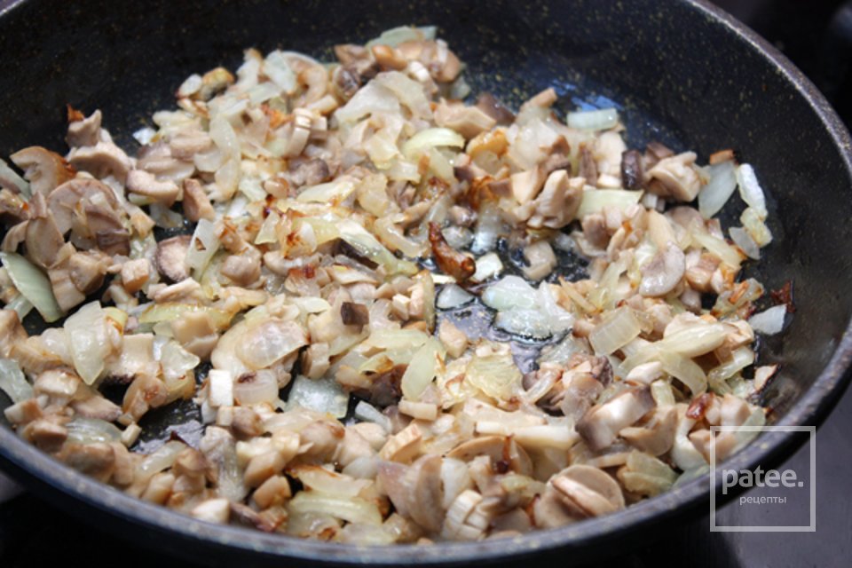 Постные фаршированные шампиньоны - Шаг 2