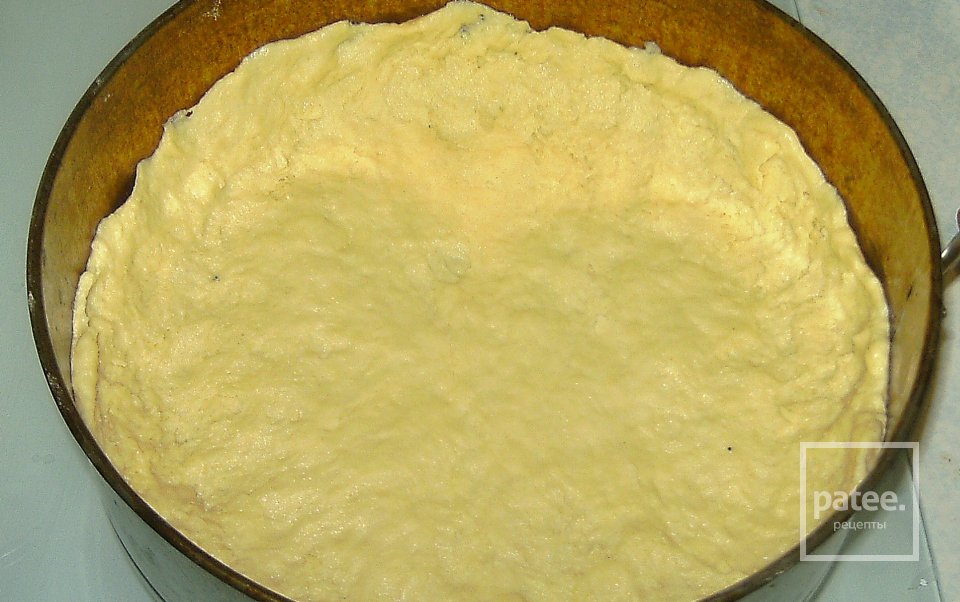 Быстрый пирог с яблоками и творогом - Шаг 9