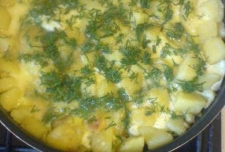 Яичница с картофелем