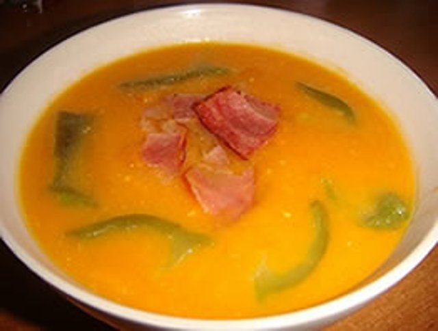 Тыквенный суп с беконом