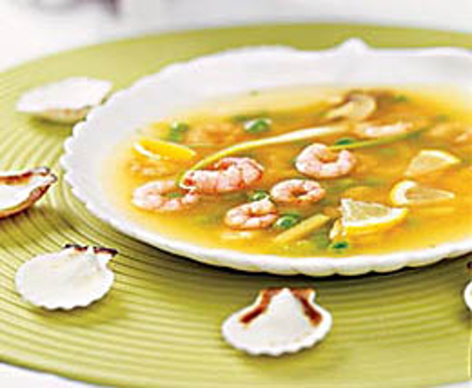 Суп из цветной капусты с кальмарами или креветками