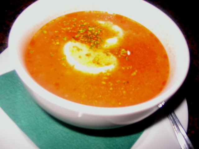 Суп-пюре из лука, риса и помидоров