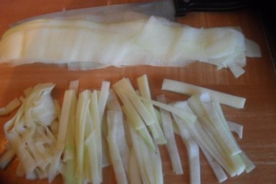 Острый кабачок с кунжутом - приготовление