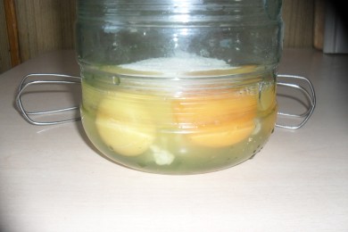 Шарлотка с клюквой - приготовление