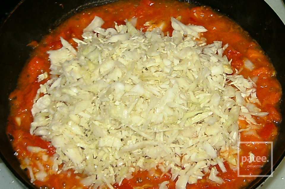 Капуста тушеная с грибами - Шаг 9