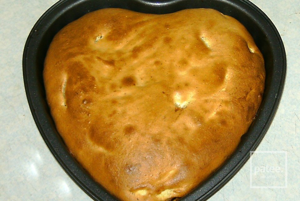 Бисквит с фруктами и воздушной корочкой - Шаг 7