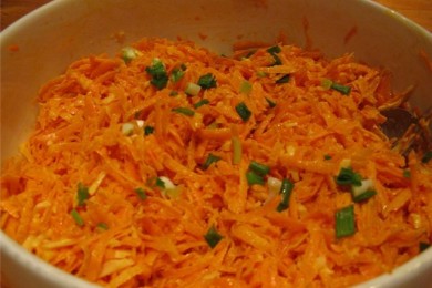 Рецепт Салат с морковью и грецкими орехами