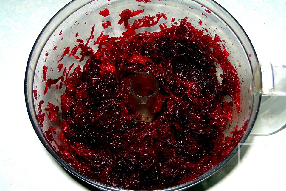 Салат "Божья коровка" - Шаг 7