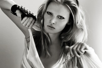 Лара Стоун победила в суде Playboy