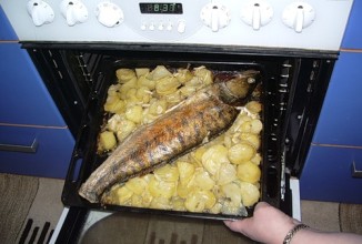 Судак запеченый