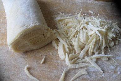 Куриный суп с домашней лапшой - приготовление