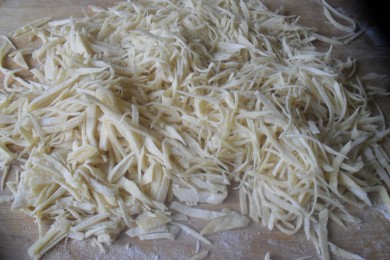 Куриный суп с домашней лапшой - приготовление