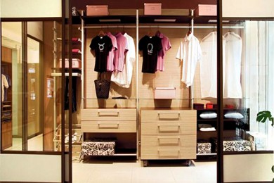 Какого цвета ваш гардероб?