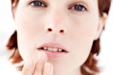 Герпес на губах