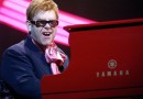Элтон Джон пригласил президента России на свой концерт