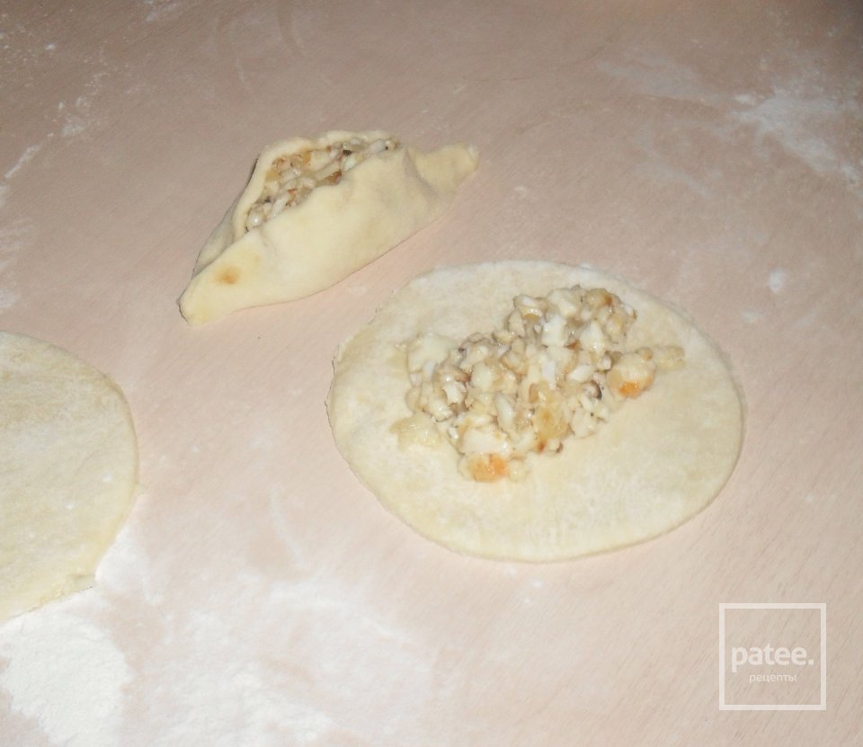 Расстегаи с рыбой - Шаг 3