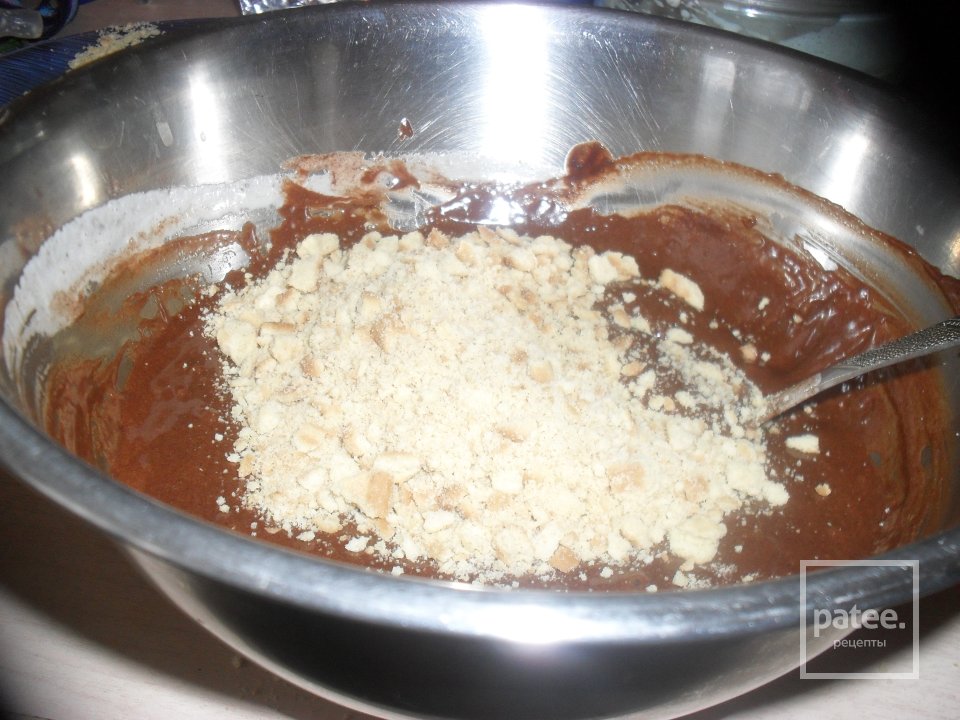 Шоколадный бисквит со взбитыми сливками - Шаг 3