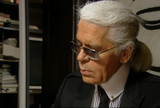 Карл Лагерфельд раскритиковал наряд российской журналистки