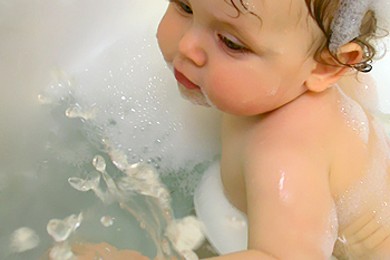 Купание малыша