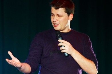 Гарик Харламов стал продюсером нового «Самого лучшего фильма»