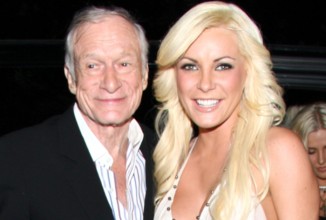 Хью Хефнер объявил о помолвке