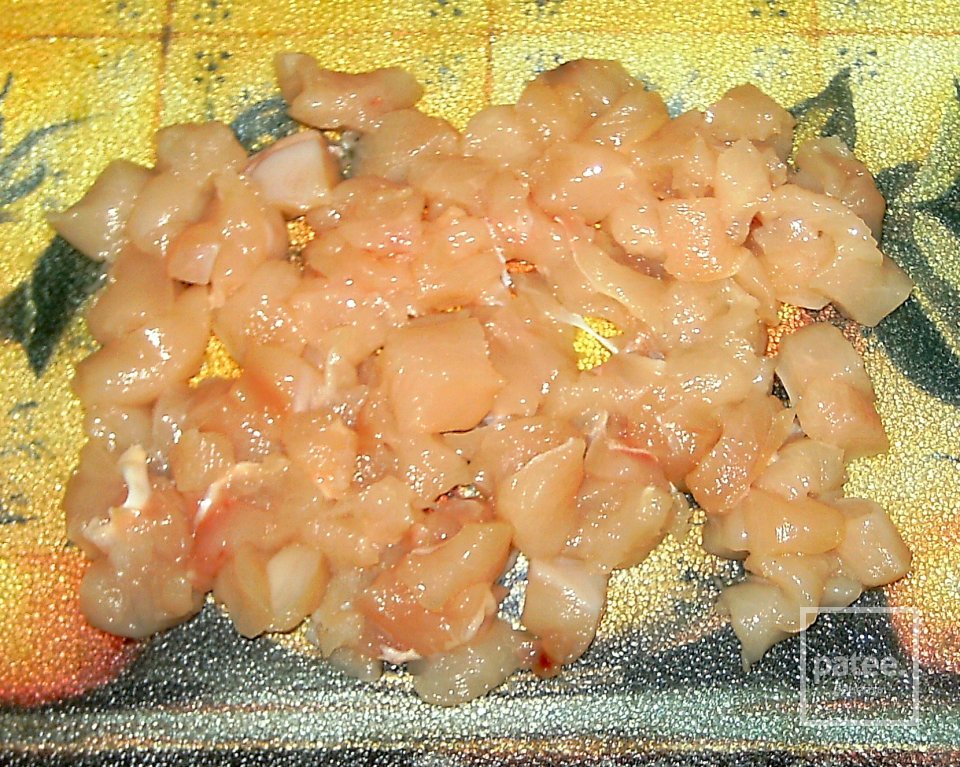 Салат с курицей и ананасом - Шаг 1