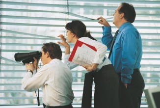 Почему мы сплетничаем?