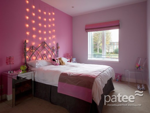 Розовый интерьер