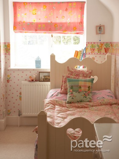 Розовый интерьер