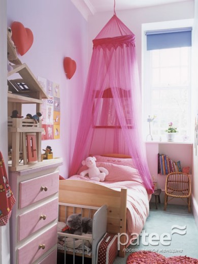 Розовый интерьер