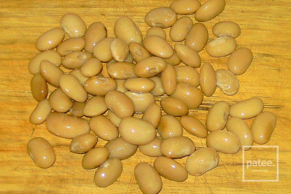 Салат с грибами и фасолью - Шаг 4