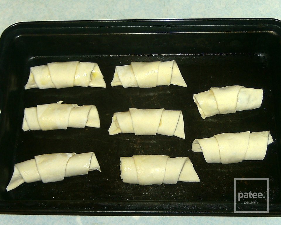 Рогалики с адыгейским сыром - Шаг 6