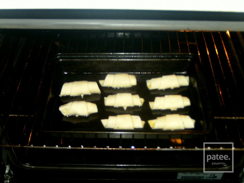 Рогалики с адыгейским сыром - Шаг 7