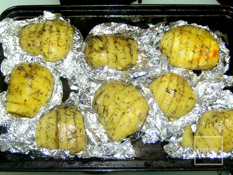 Картофель запеченный в духовке - Шаг 6