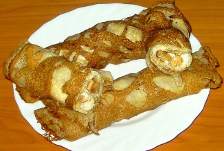 Ажурные блины с индейкой и сыром фета