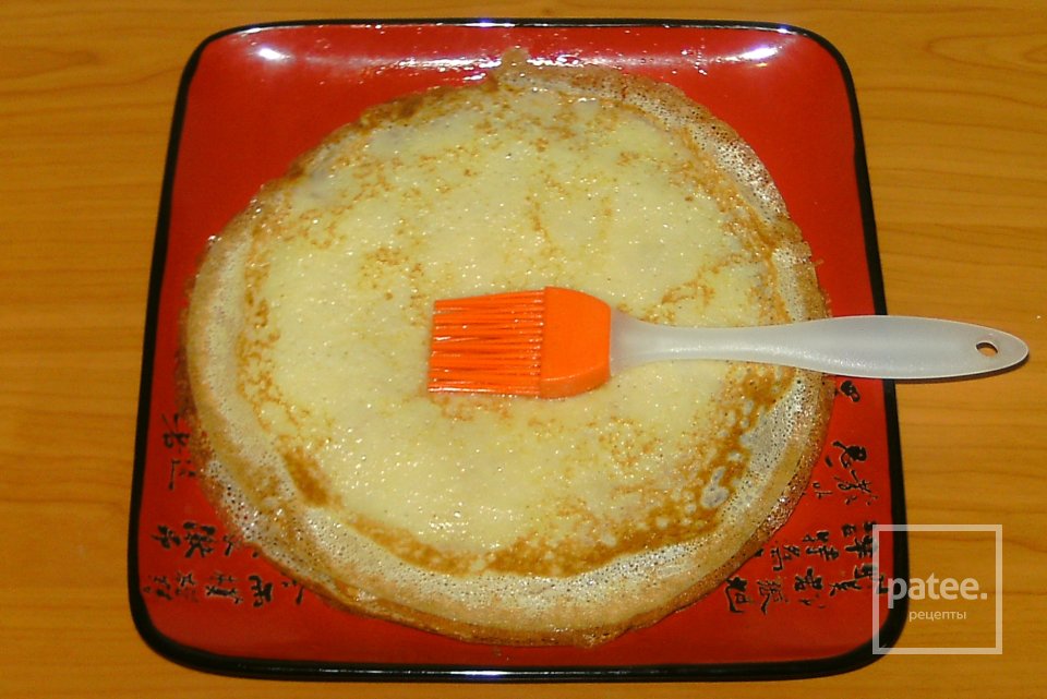 Ажурные блины с индейкой и сыром фета - Шаг 4