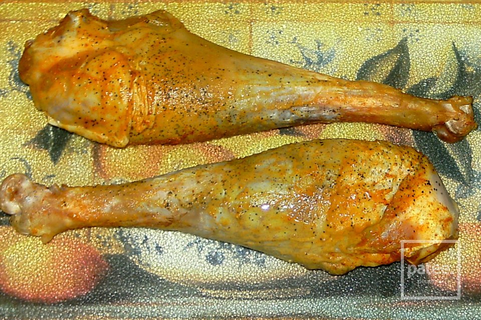 Голень индейки с картофельными грибочками - Шаг 1