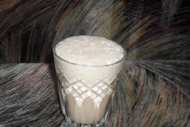 Молочный коктейль малина-крем-брюле