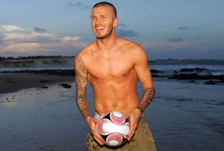 Бекхэм создает нижнее белье