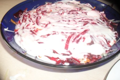 Селедочка под "шубой" - приготовление