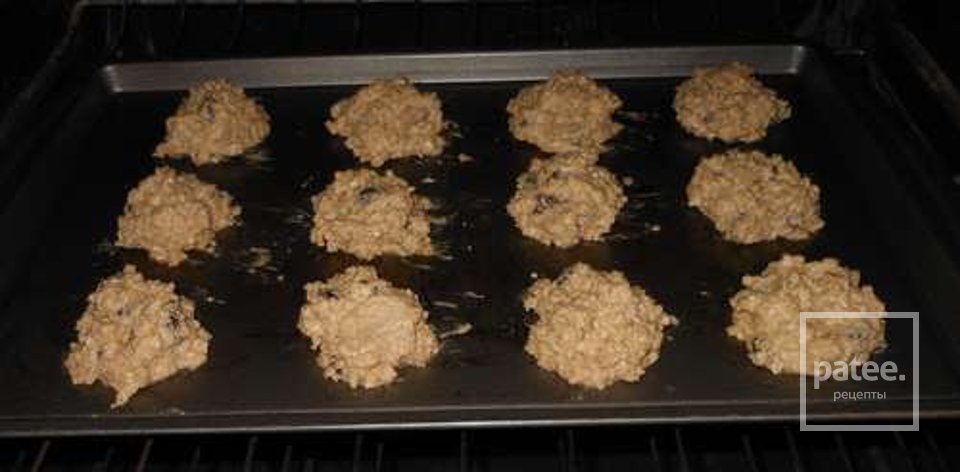 Овсяное печенье с изюмом - Шаг 7