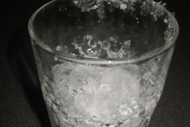 Коктейль со сгущенкой - Шаг 1