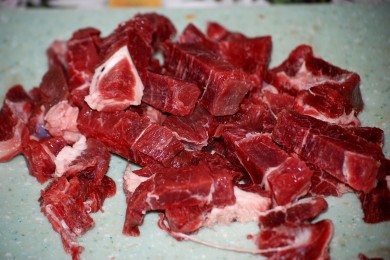 Печеное мясо с картофелем - приготовление