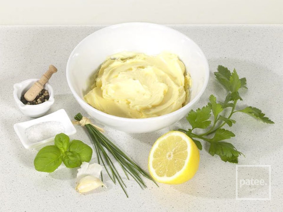 Зеленое масло для бутербродов - Шаг 1