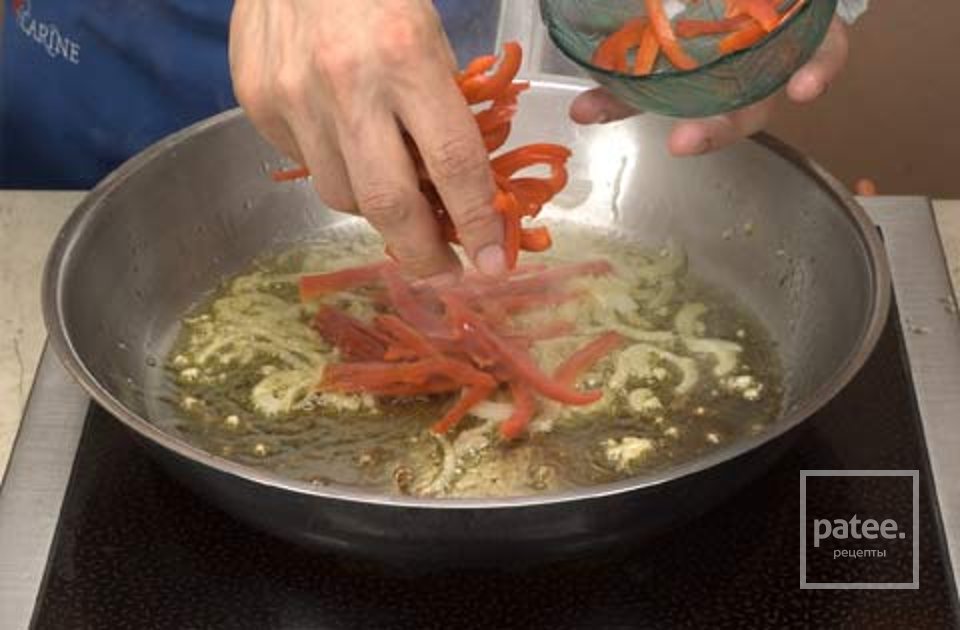 Букатини с соусом из сладкого перца - Шаг 2