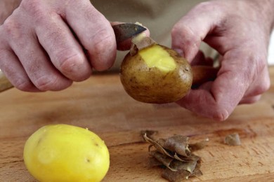 Салат из сельди - приготовление