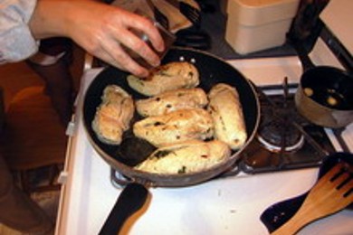 Куриные грудки, фаршированные грибами и шпинатом - приготовление