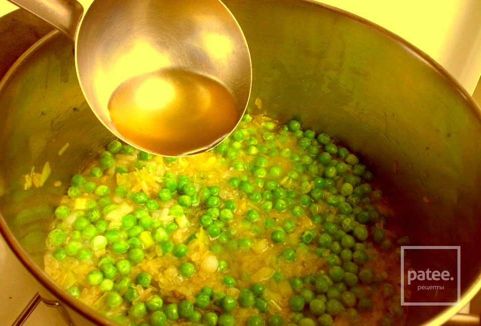 Ризотто с зеленым горошком - Шаг 4