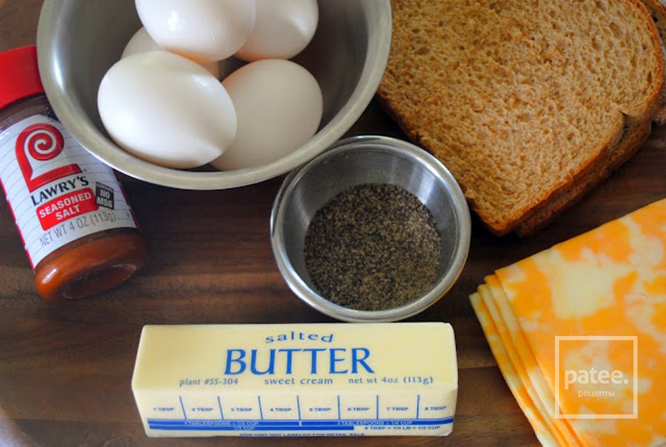 Сэндвич с жаренным яйцом - Шаг 1