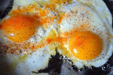 Сэндвич с жаренным яйцом - приготовление